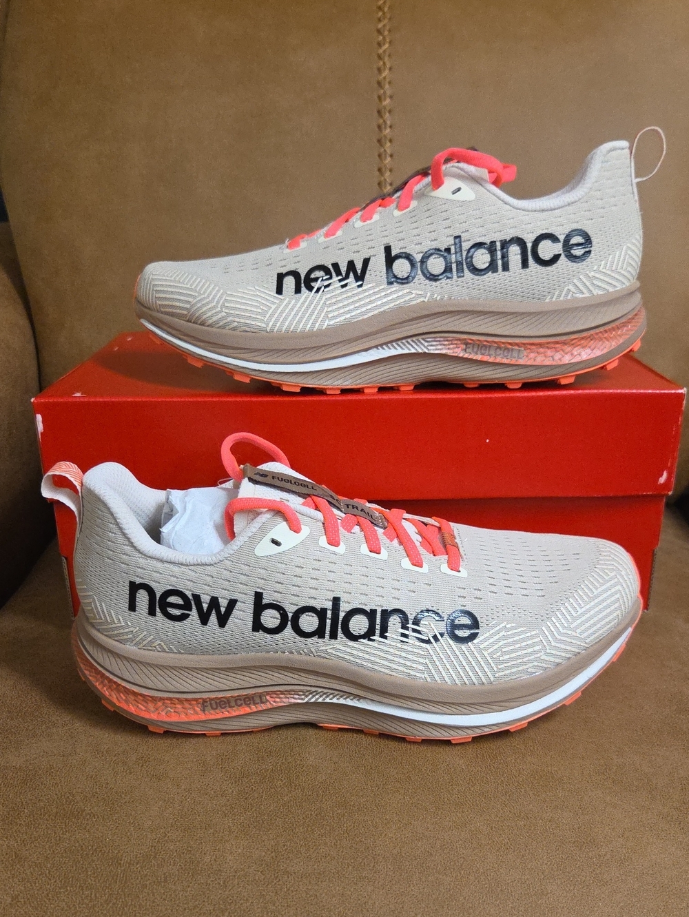 New Balance Fuel CELL Super Comp Trail 9m. 10.5 Women
